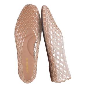 24 Chic Amazon Colorful European Summer Finds